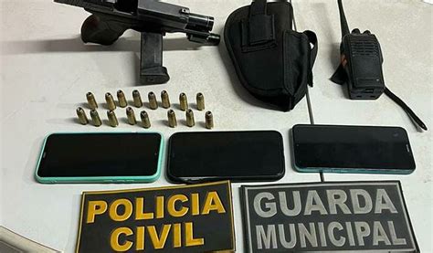 Homem Acusado De Integrar Facção Criminosa é Preso Portando Arma De