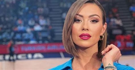 Δώρα Παντέλη Δείτε την με αρκετά αποκαλυπτικό μαγιό Hot News Τα πιο καυτά νέα στην Ελλάδα