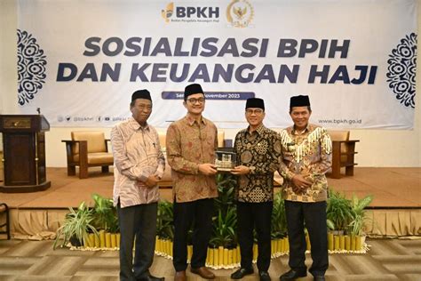 DPR Tegaskan Pengelolaan Dana Haji Oleh BPKH Aman Okezone Nasional