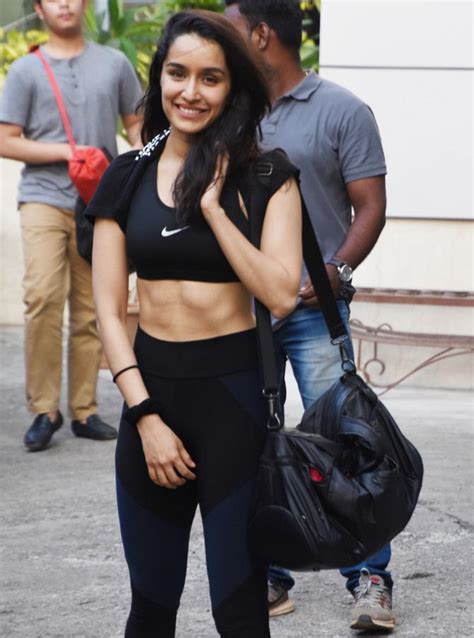 Viral Pics Shraddha Kapoor Shows Perfect Abs Post Her Dance Rehearsals