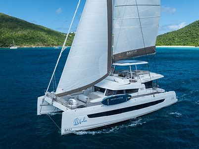 Lola | Dream Caribbean Blue | Yacht Charter