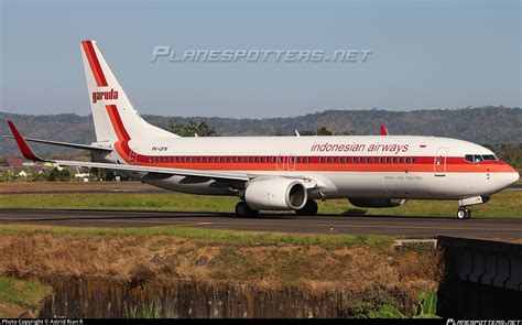 PK GFN Garuda Indonesia Boeing 737 86N WL Photo By Astrid Rian R ID