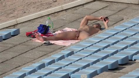 Chinese Bodybuilder Naked Sunbathing ThisVid