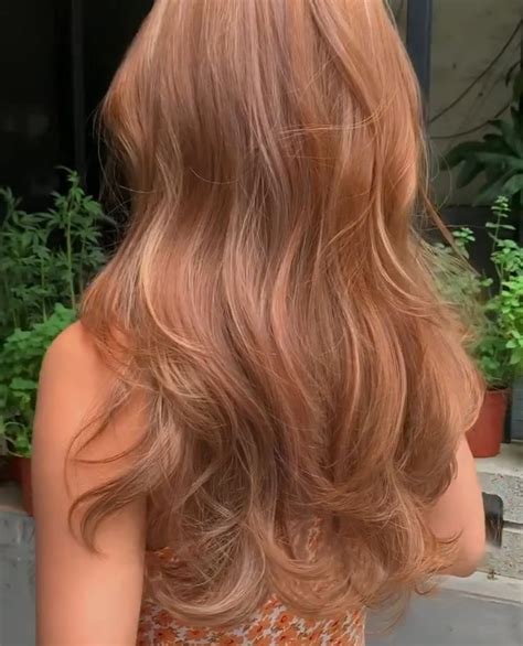 Pin By Dawson Chou On Girl Long Hair Strawberry Blonde Hair Color