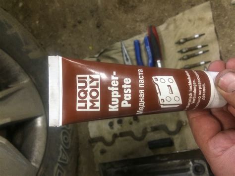 Чистка и смазка свечей накала — Nissan Terrano II, 2,7 л., 2000 года ...