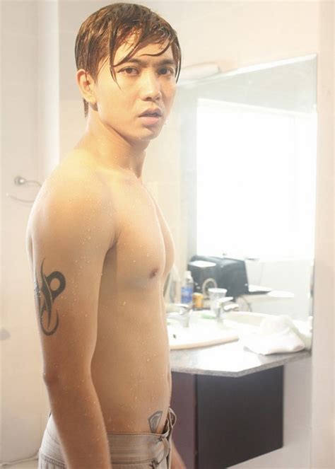 HOT Ca sĩ Tim lộ ảnh nude 99 trên mạng xã hội Thế giới đàn ông đẹp trai online