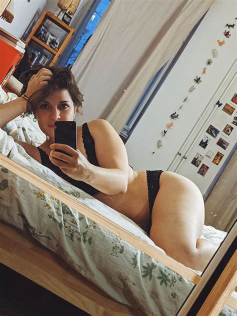 Come Cuddle Nudes Waist NUDE PICS ORG