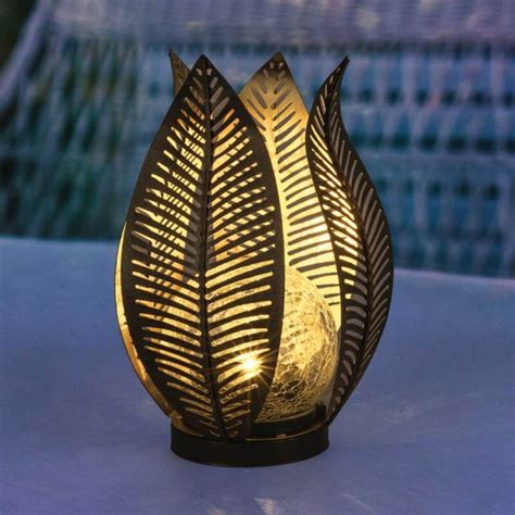 Solar-Leuchte mit Palmblättern, ca. 18x22cm von NKD ansehen!