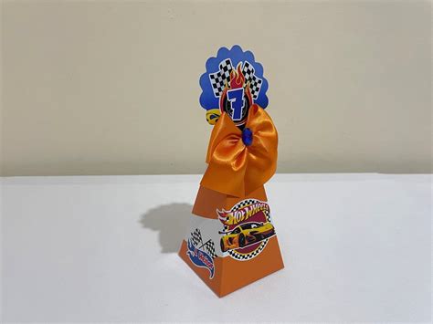 Caixa Cone Pir Mide Hot Wheels Cl Ssica Elo Produtos Especiais