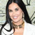 PHOTO Demi Moore à 59 ans en bikini de pin up taille haute elle craque pour la tendance