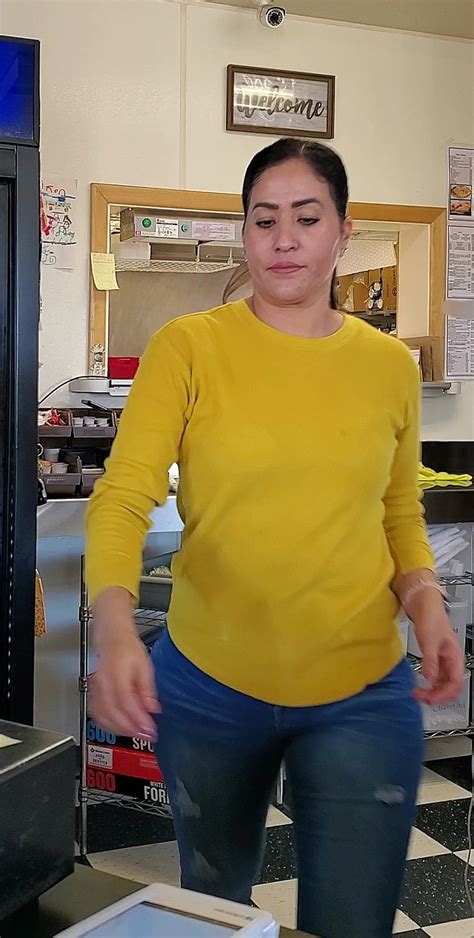 PURRFECT SLIM WAIST THICCC LATINA WAITRESS PT Tight Jeans Forum