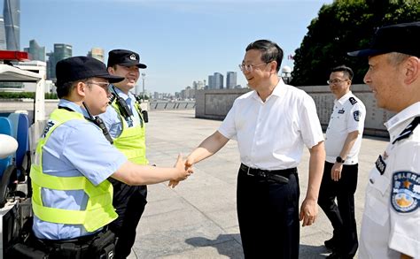 更好守护一方平安、确保市民安然度夏！陈吉宁龚正黄莉新胡文容朱忠明等深入一线慰问广大劳动者