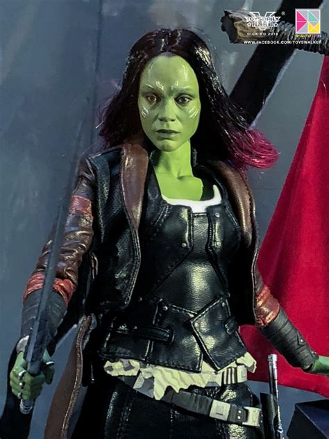 Avengers Infinity War Figures On Display By Hot Toys The Toyark News