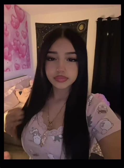 Pin By Samantha Samantha On Latina Inspo In 2025 Pretty Latinas Makeup Looks Tutorial Pretty