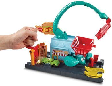 Hot Wheels City Atak Skorpiona Zestaw Smyk