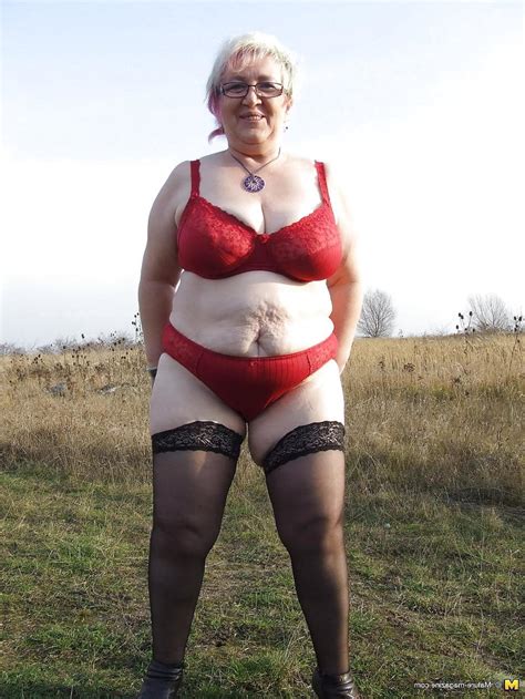 Granny Silke Outdoor ZB Porn