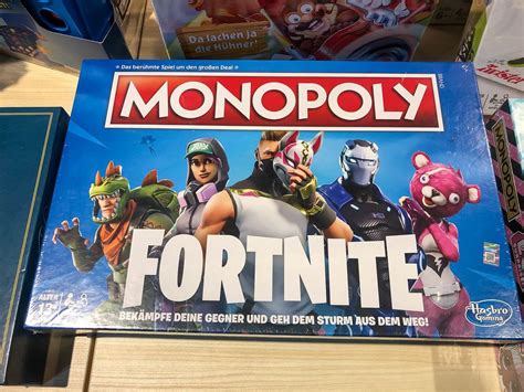 Monopoly Brettspiel in der Fortnite Sonderedition - Creative Commons Bilder