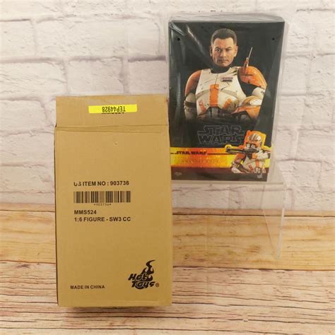 At Auction Hot Toys Star Wars BB BB E Scale Figure