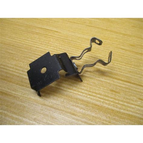 Erico Caddy 6mf Metal Stud Clip Pack Of 100 Mara Industrial