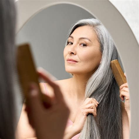 Online Menopause Treatment: 14 Telehealth Companies Offering It in 2025