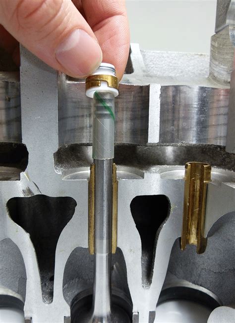 Вырванный клапан. Как правильно установить клапанные пружины | «РАСТО»