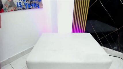 Lustandsex21 Showing Big Round Butt Face Fuck