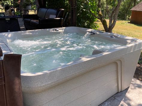 Freeflow Monterey Monroe WA Olympic Hot Tub