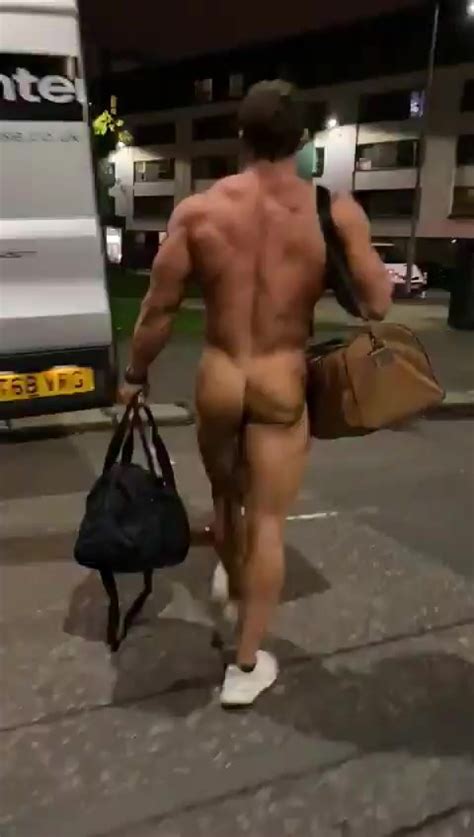 Naked Sports Guy ThisVid