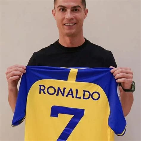 Cristiano Ronaldo Signs For Al Nassr