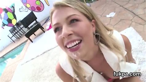 Striking Model Displays Big Ass And Gets Ass Hole Penetrated