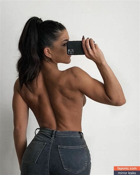 Leah Shutkever Aka Shutkeverofficial Nude Leaks Faponic