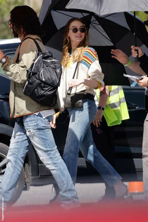 Emma Stone Emma Stone Xxx Nude OnlyFans Leaks The Fappening Photo FappeningBook