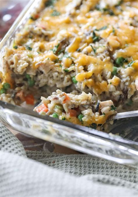 Creamy Chicken Wild Rice Casserole (easy recipe!)
