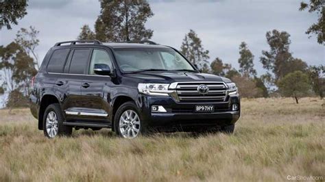 Review 2017 Toyota Land Cruiser 200 Review