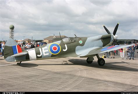 EN398 Supermarine Spitfire United Kingdom Royal Air Force RAF