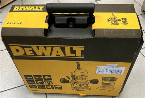 FREZARKA GÓRNOWRZECIONOWA DEWALT D26204K 900 W | Frezarki | Loombard.pl