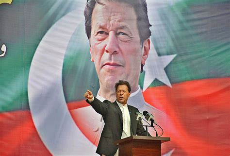 Pakistan Court Restores Jailed Ex Pm Imran Khans Party Election Symbol