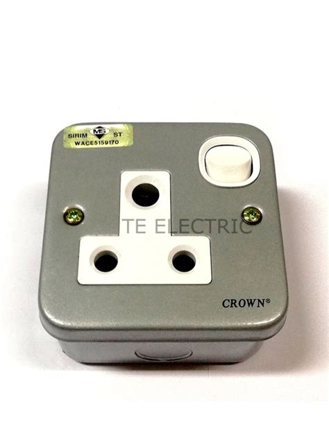 Sirim Crown Metal Clad Series 13a 15a 2 X 13a Switch Socket Outlet One Two Three