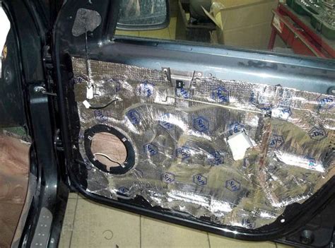 Шумоизоляция Рено Дастер своими руками: арки, двери, капот, багажник