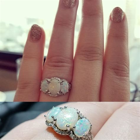 So obsessed with my ring 😍 : r/weddingplanning