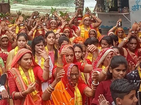 Grand Kalash Yatra Taken Out From Mana Kameshwar Mahadev Chhota