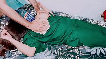 Hijab musulman potelé avec de gros seins ronds XVIDEOS