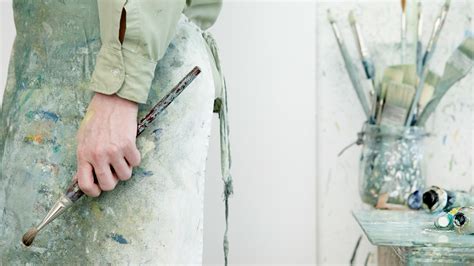 Why Drawing Naked People Could Be Great For Your Self Esteem