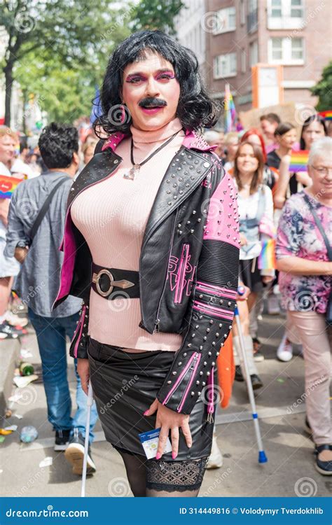 Gay Pride And Csd In Hamburg Androgynous Nonbinary People Homosexual Couple Lgbtqia Lgbt Or