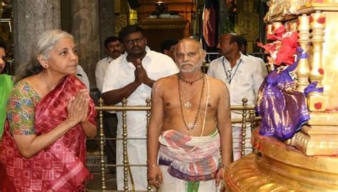 Finance Minister Nirmala Sitharaman Visited Tirumala Temple Tirumala తిరుమల శ్రీవారిని