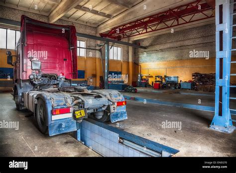 Truck Or Lorry Repair Shop Service Garage Interior Stock Photo Alamy