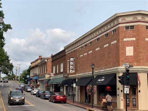 Downtown Lexington shops still recovering from pandemic – Rockbridge Report