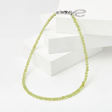 Купить бусы из хризолита по приемлемым ценам