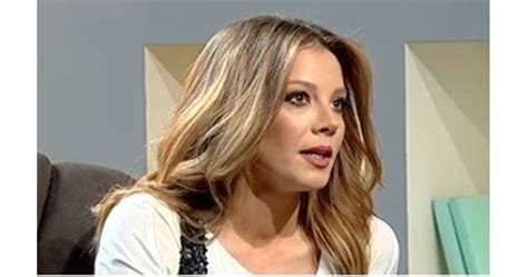 Фолкпевицата Емилия под ключ заради бебето