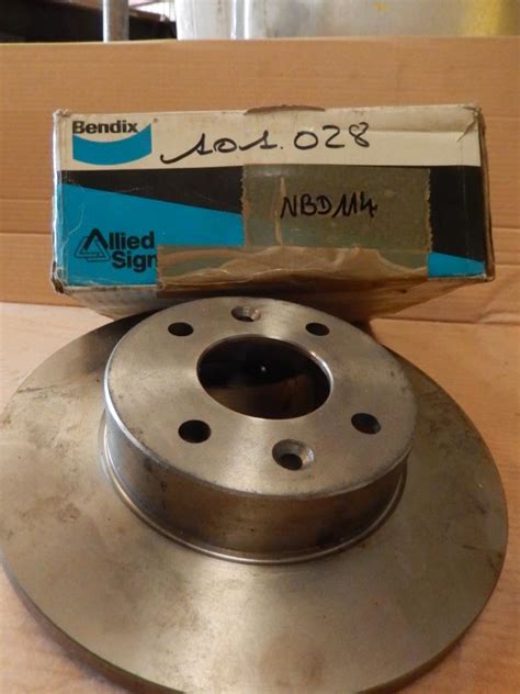 Disques de frein neufs RENAULT Fuego R18 à vendre